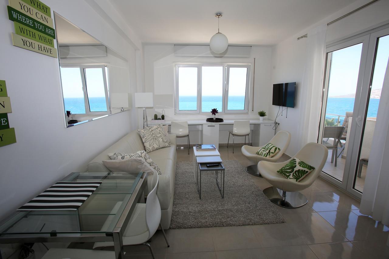 White Residence Luxury Apartments Sarandë Exterior foto